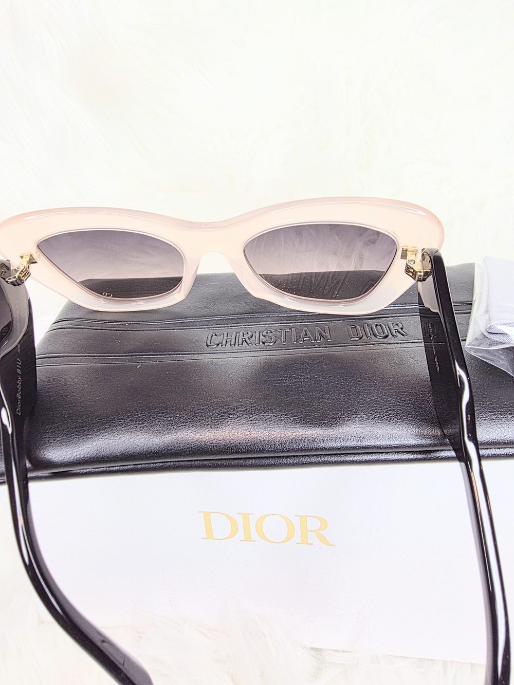 Christian Dior Bobby Acetate Pink Cat-Eye Sunglasses NIB Retail $485 Full Incl. - Picture 7 of 15